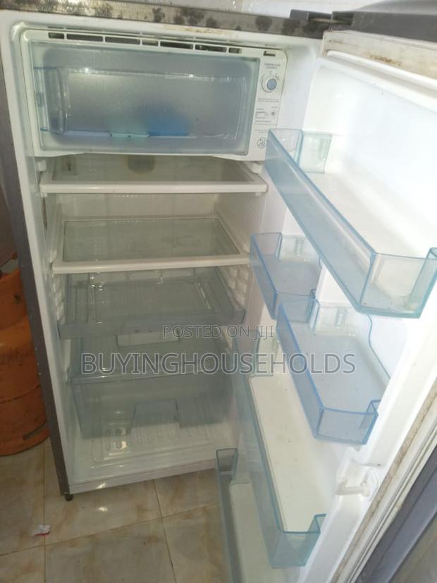 Samsung 192L Fridge - thumbnail 2