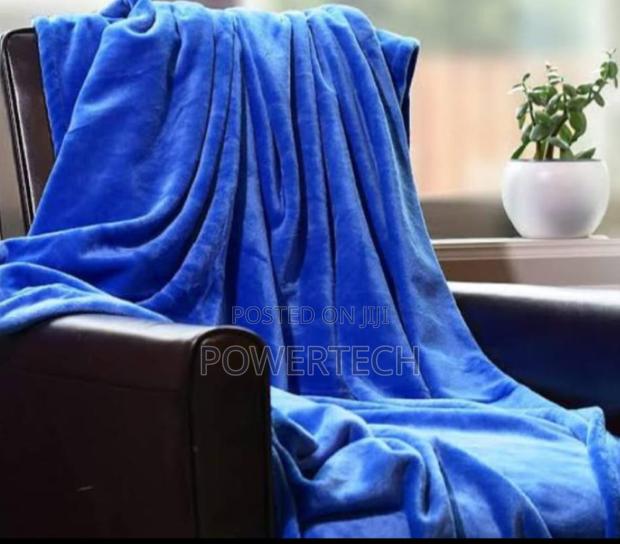 6 By 6 Red And Soft And Warm Fleece Throw Blanket