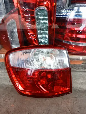 LHS Backlight Toyota Ipsum 2007 (Clear Juu)