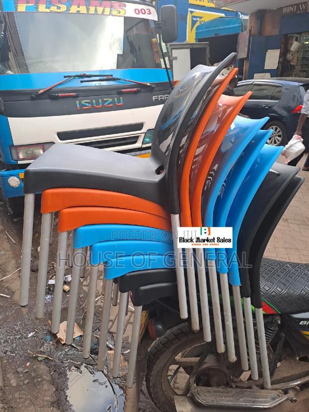 Armless Plastic Chair With Metal Legs