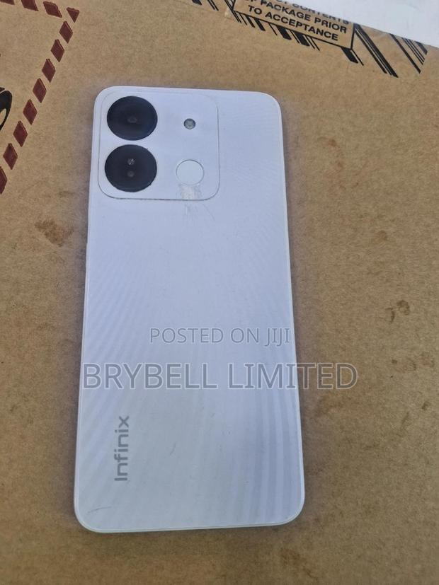 Infinix Smart 7 HD 64 GB White - thumbnail 5