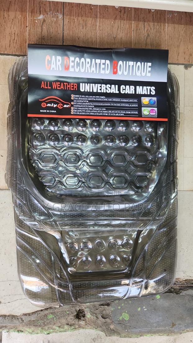 Durable Smooky 5 Seater Floor Mats.