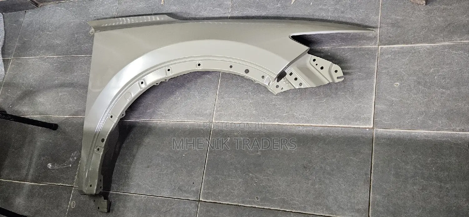 Fender Mazda Cx5