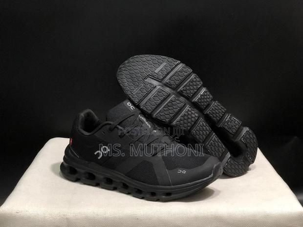 CLOUD RUNNER Size 40-45 - main view