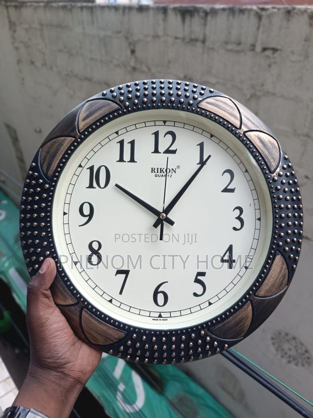 Wall Clock Available - thumbnail 2