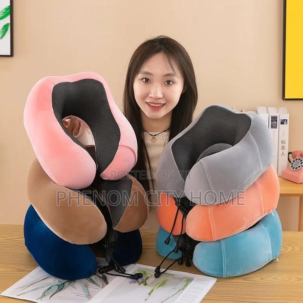 U Shaped Travel Pillow - thumbnail 2