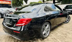 Mercedes-Benz E250 2017 Black