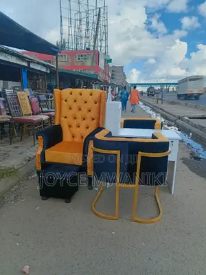 Pedicure Seat, and Manicure Set, Black and Gold Seats 