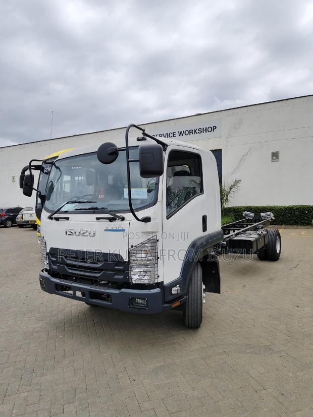 Zero Mileage Isuzu FRR Cabin Chassis - thumbnail 6