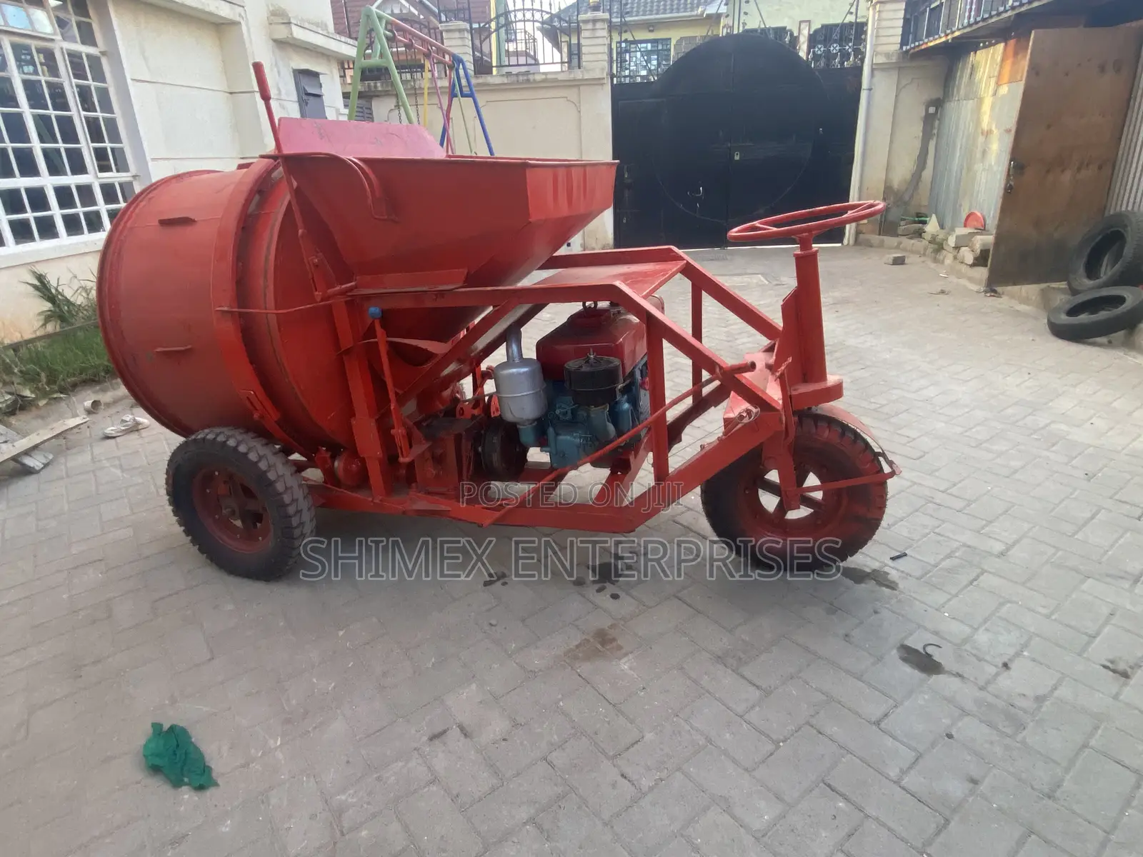 Concrete Mixer, Self Driving for Sale
