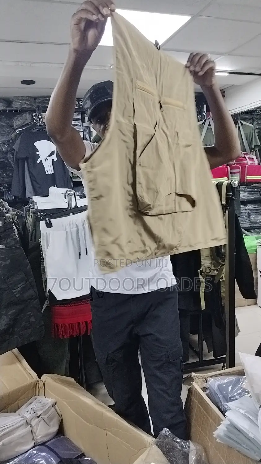 Outdoor Half Coat Cargo Vests