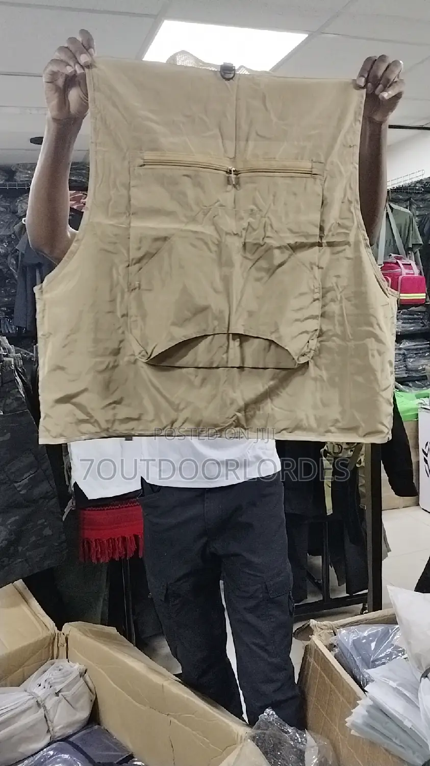 Outdoor Half Coat Cargo Vests