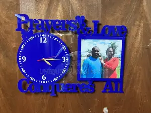 Wall Hangings and Customized Wall Clock