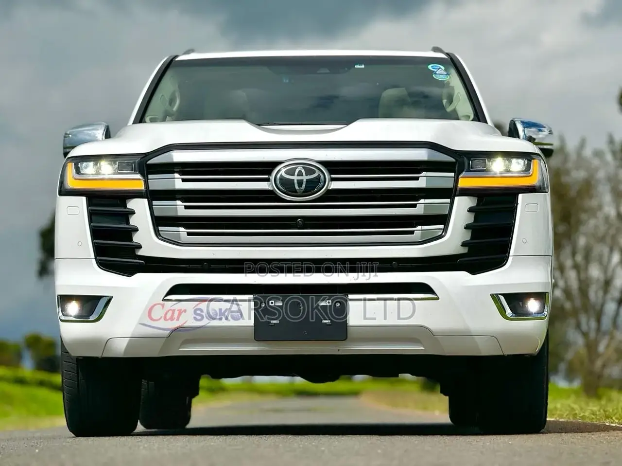 Toyota Land Cruiser 2021 White