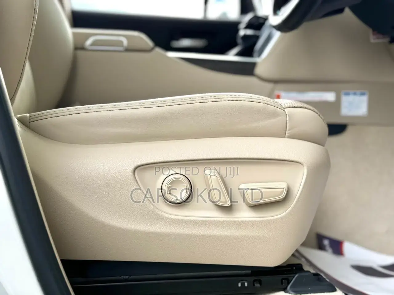 Toyota Land Cruiser 2021 White
