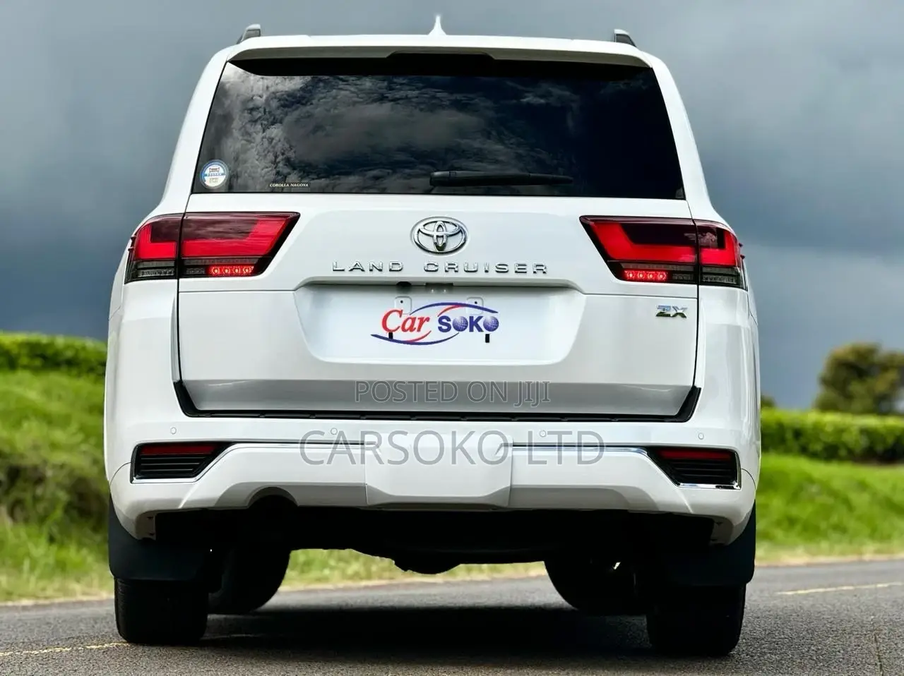 Toyota Land Cruiser 2021 White