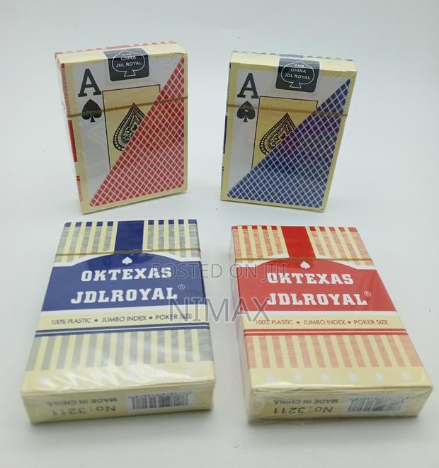 Playing Plastic Cards - main view