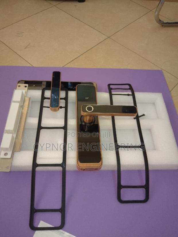 Secure Airbnb Rentals: RFID Integration Biometric Locks - main view