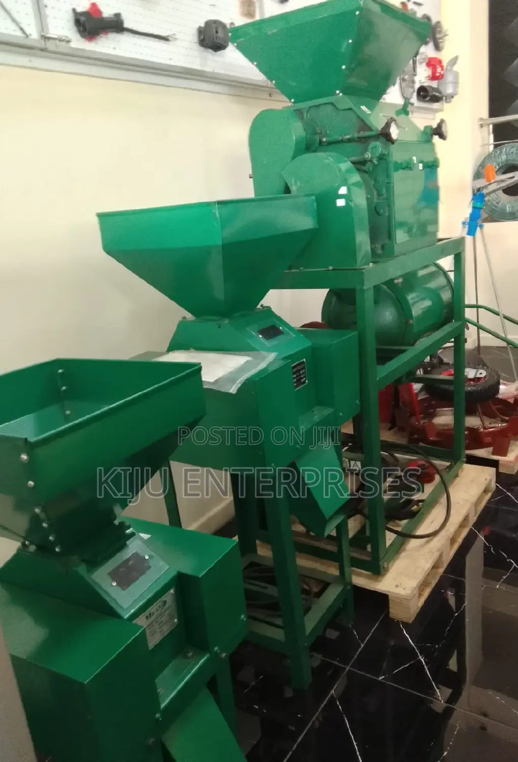 Crusher and Electric Powered With Roller Mill