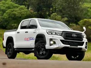 Toyota Hilux 2.8 Diesel 2020 White