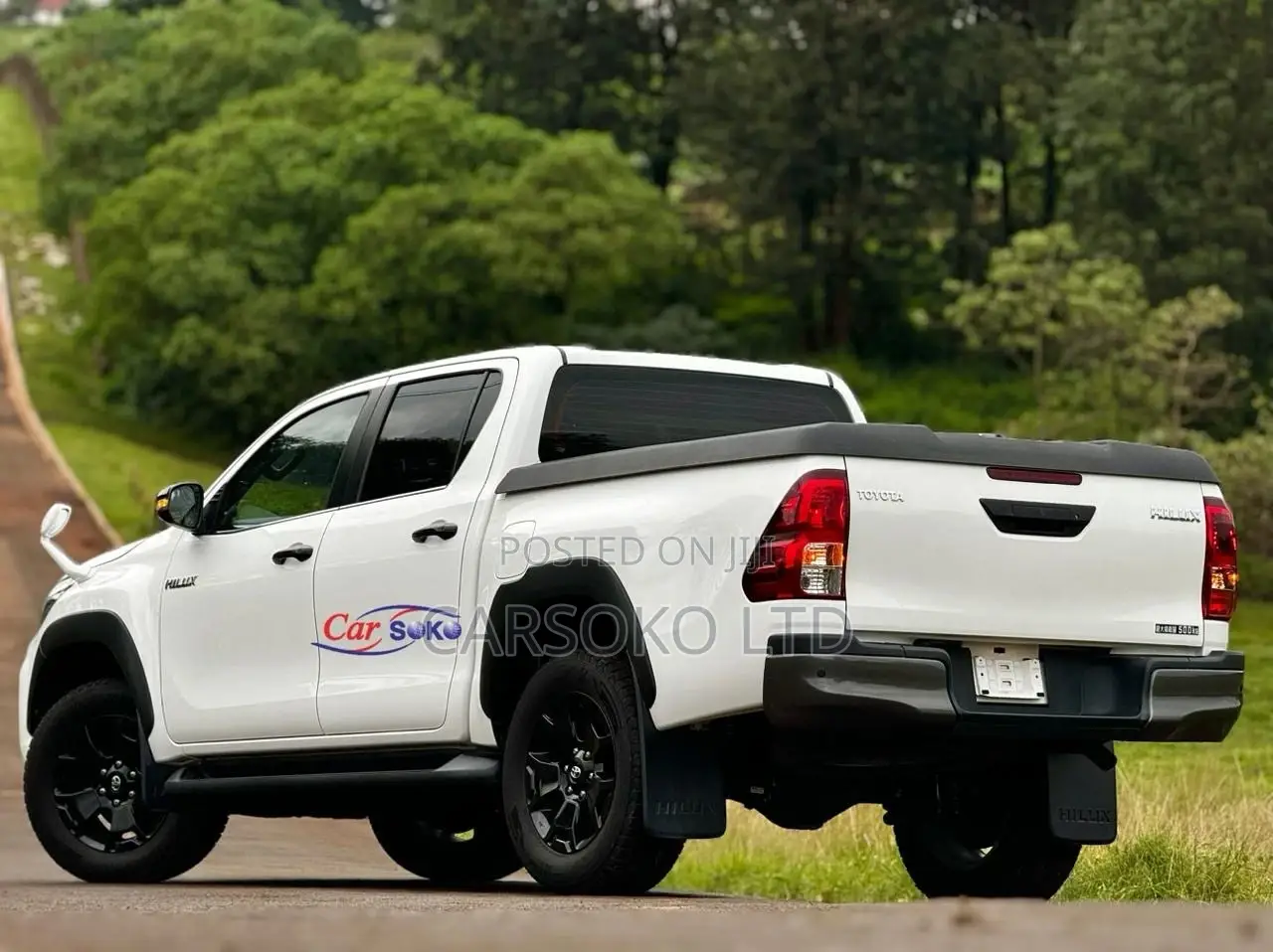 Toyota Hilux 2.8 Diesel 2020 White