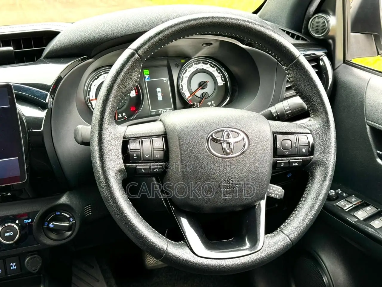 Toyota Hilux 2.8 Diesel 2020 White