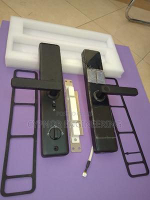 Classic Biometric Wifi Door Locks for Airbnbs Hosts - thumbnail 2