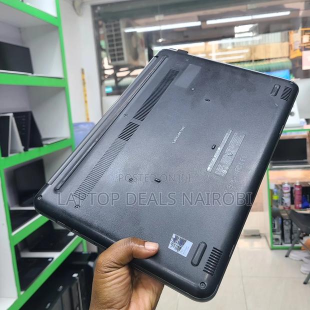 Laptop Dell Latitude 3380 4GB Intel Celeron SSD 32GB - thumbnail 3