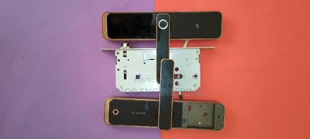 Biometric Wifi Locks for Hospitality Security - main view