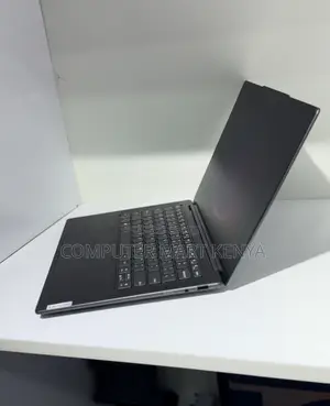 New Laptop Lenovo 16GB AMD Ryzen 7 SSD 512GB