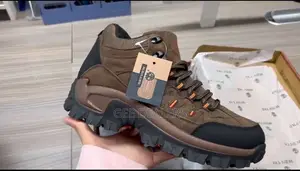 Skyview Hiking Boots/Outdoor Hiking Boots