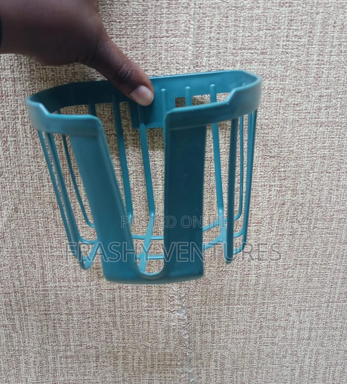 Tissues Holder..