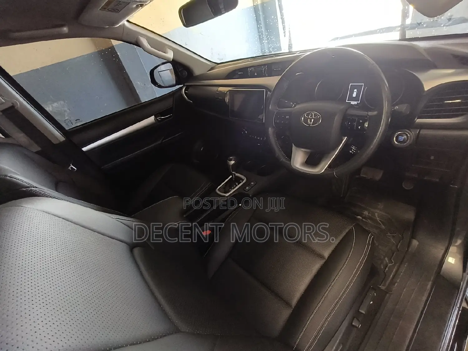 Toyota Hilux SR5+ 4x4 2017 Gray