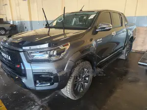 Toyota Hilux SR5+ 4x4 2017 Gray
