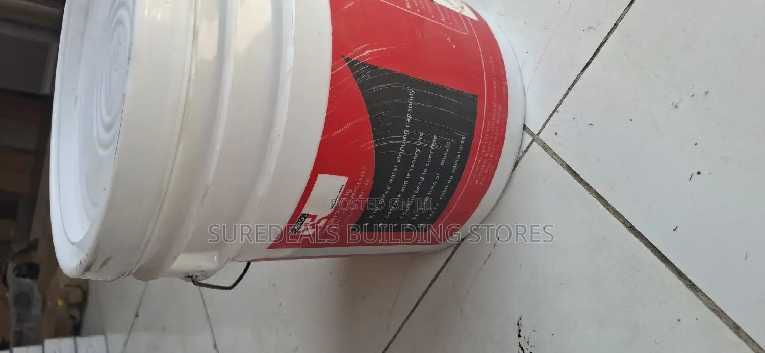 Fosroc Renderoc Water Plug