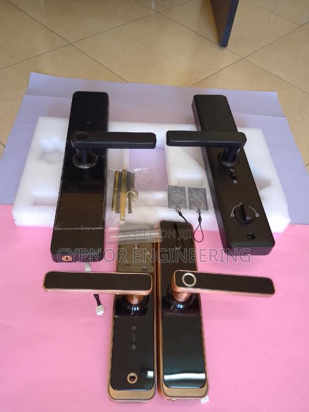 Secure Airbnb Doors With High_tech Biometric Wifi Lock - main view