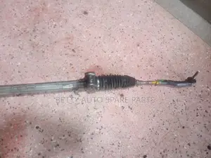 Toyota Ractis Steering Rack
