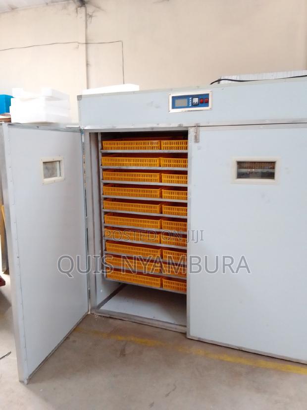 Incubator Automatic 5280 Eggs Hatcher