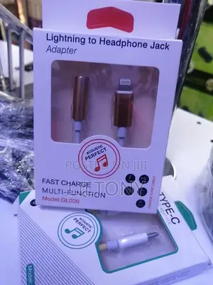 Lighting To Headphone Jack