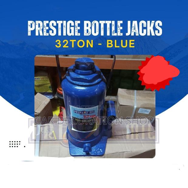 32ton Blue Heavy Duty Bottle Jack - main view