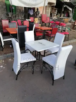 Awesome Top Complete Set of Restaurant Tables and Chairs