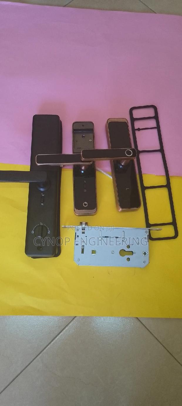 Secure Hotel Stays Biometric Wifi Locks With Passcodes/Keys - main view