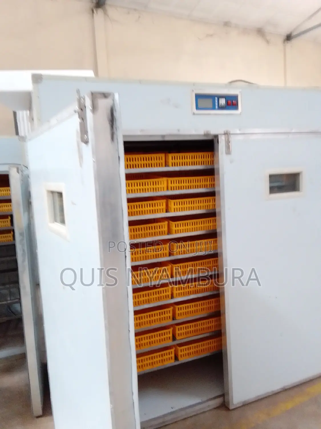 Incubator Automatic 5280 Eggs Hatcher .