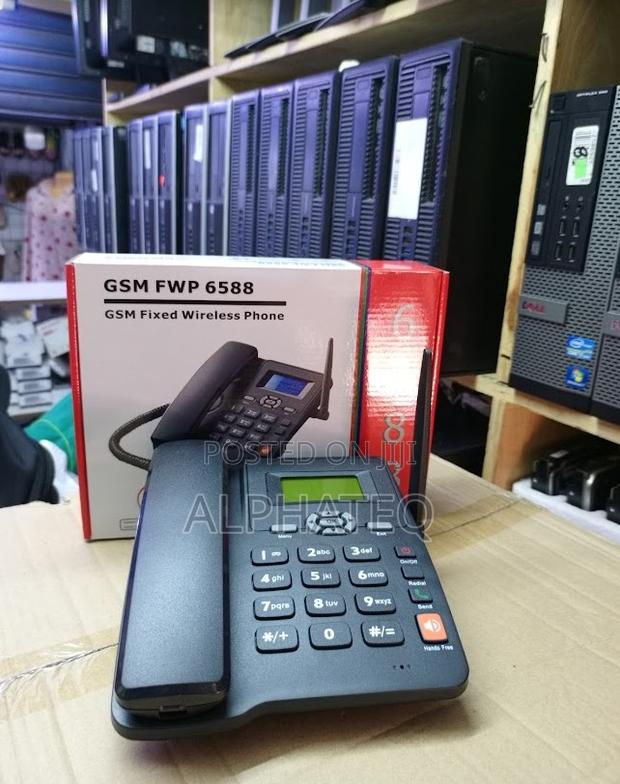 New GSM Office /Home DESKPHONE Deskphone//Black Deskphone - main view