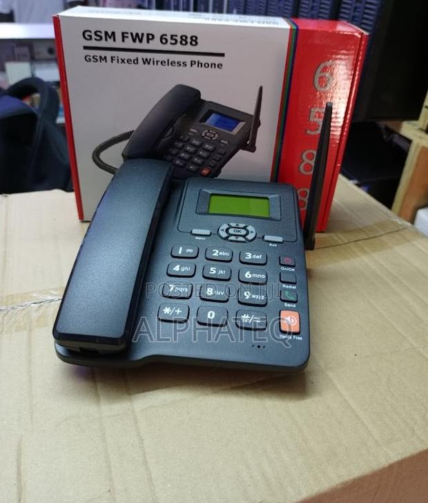 6588 Universal GSM-DESKPHONE Deskphone-Black Deskphone