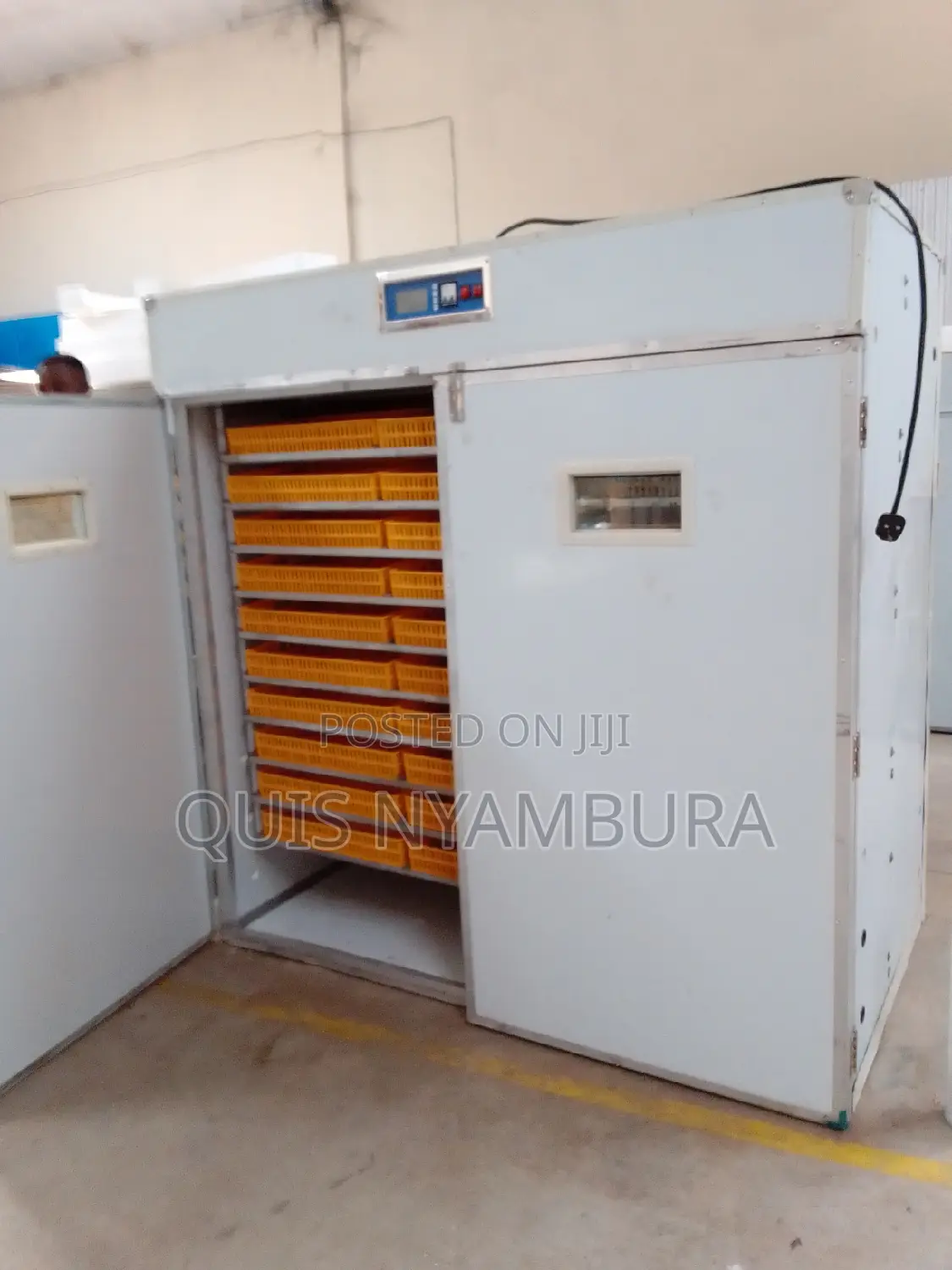 Incubator Automatic 5280 Eggs Hatcher.