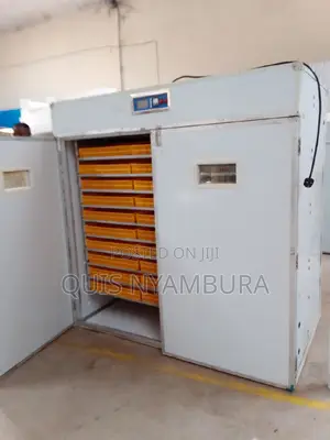 Incubator Automatic 5280 Eggs Hatcher.