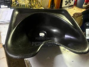 Salon Sink Available - thumbnail 2