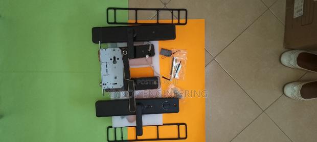 Household Keyless Smart Door Lock With Biometric