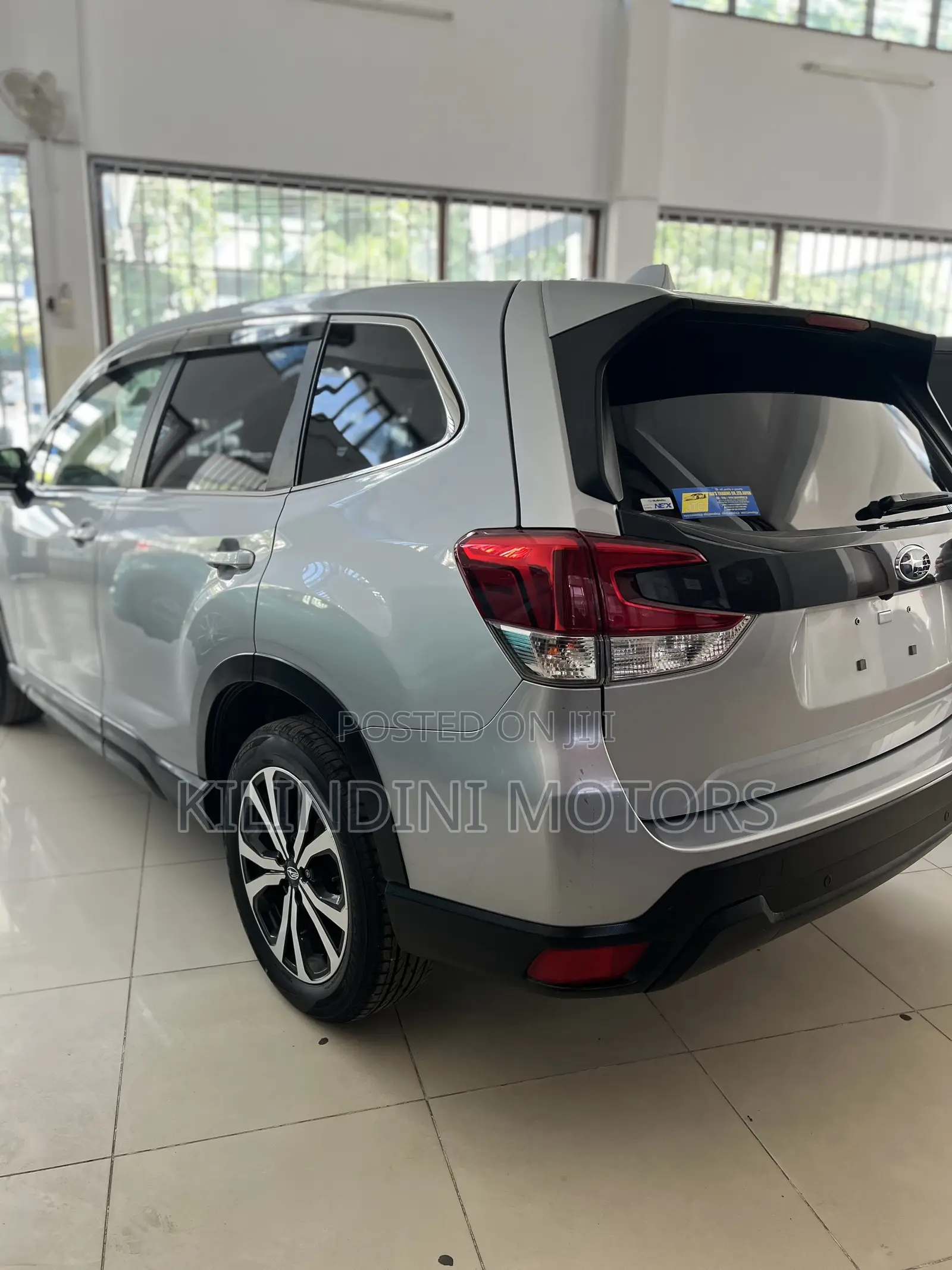 Subaru Forester 2019 Silver